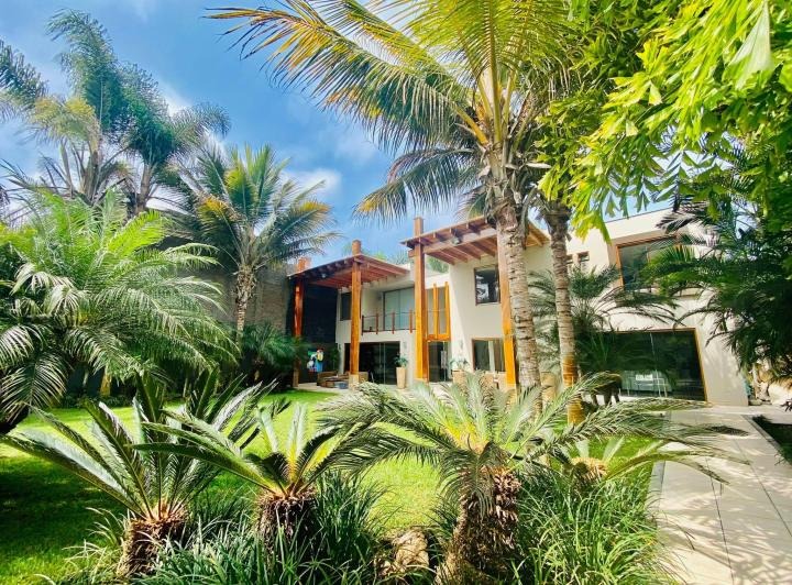 CASA en VENTA en CHORRILLOS - 1 - 008
